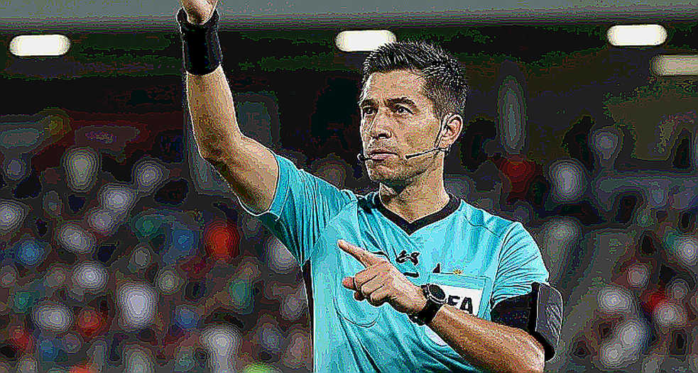 Một ô tick trong hồ sơ: thương vụ Rodrigo Holgado ở DPMM là bài kiểm tra luật, không phải bài kiểm tra phong độ