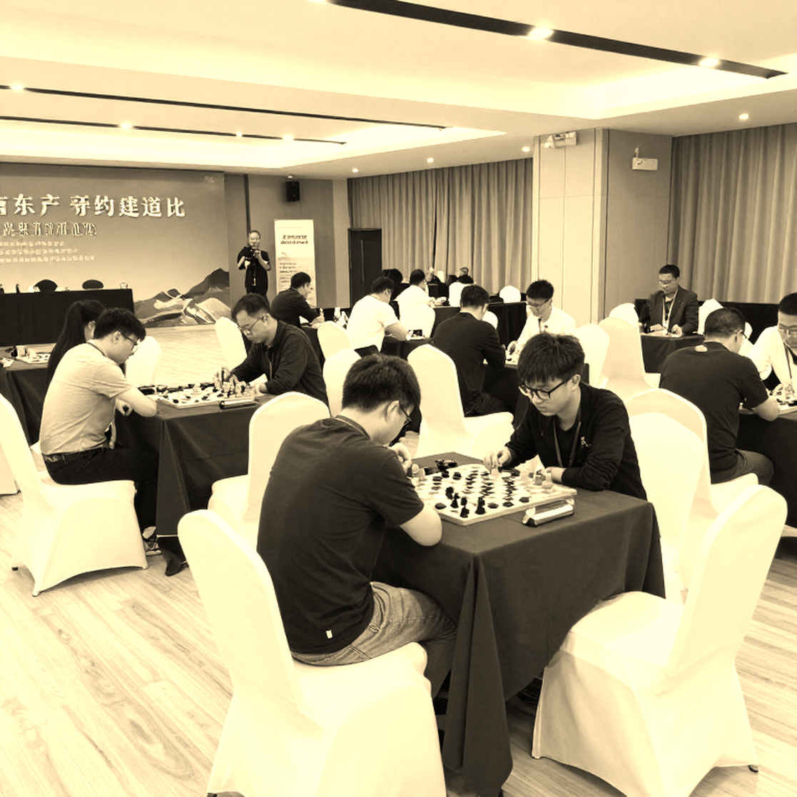 9...a5 trong King's Indian: Thuốc giải hay chiêu trò tiếp thị?