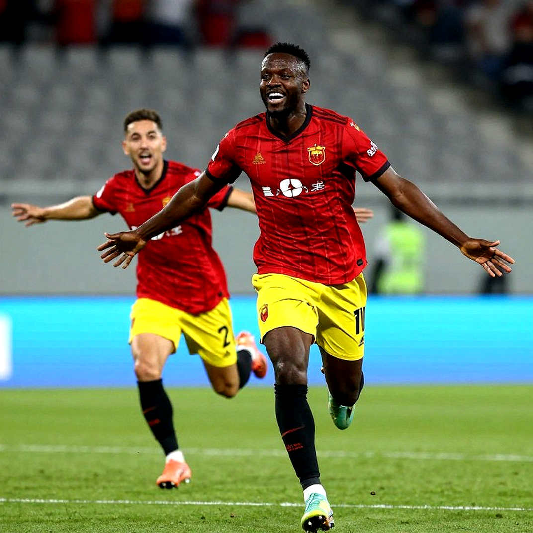Onana sau trận Beşiktaş: bốn câu nói, một dự án và khoảng trống dữ liệu